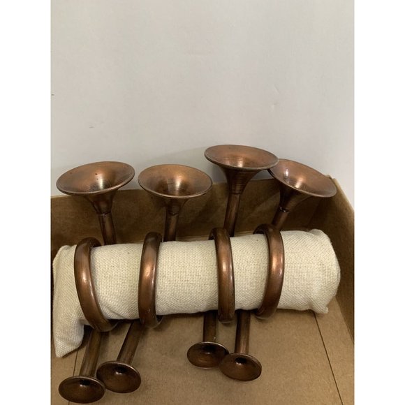 Bugle Trumpet Napkin Rings Hofburg Interiors Set of 4 - Picture 10 of 12